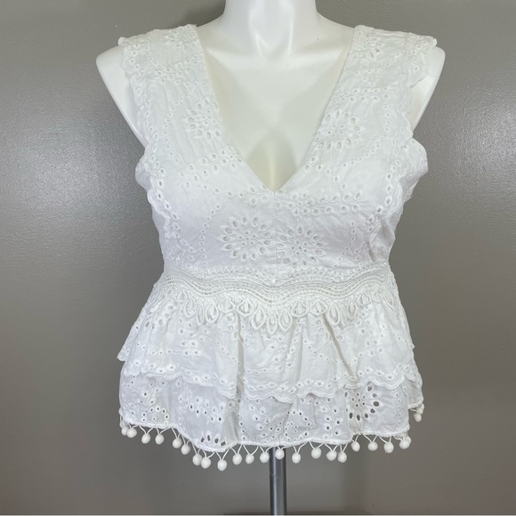 Willow & Clay women’s size large Pom Pom & Ruffles Low Back Tank Top feminine - Picture 1 of 10